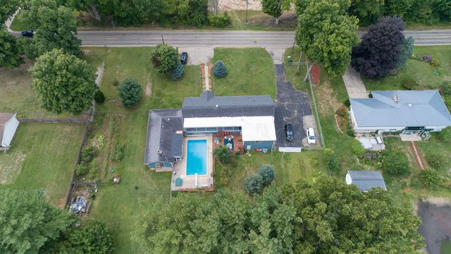 55081 Buckhorn Road, Three Rivers, MI 49093
