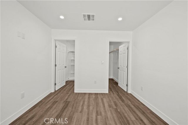 10558 Laurel Canyon Blvd, Pacoima (los Angeles), CA 91331