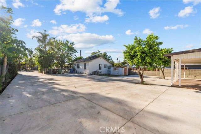 10558 Laurel Canyon Blvd, Pacoima (los Angeles), CA 91331