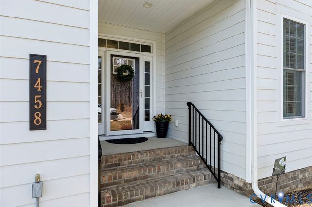 7458 Aldeby St, Glen Allen, VA 23059