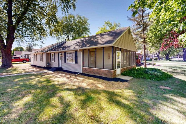 309 Howard Street, Walworth, WI 53184