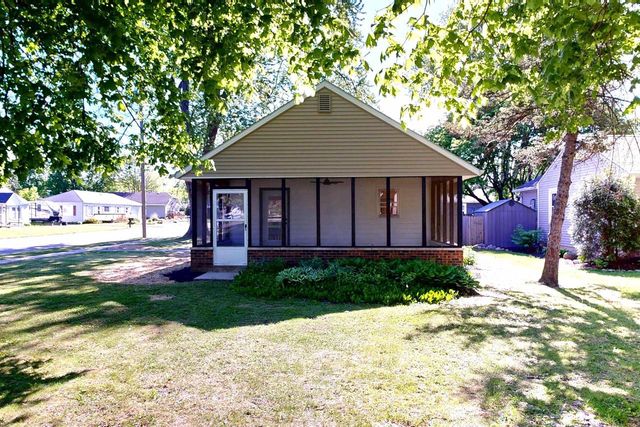 309 Howard Street, Walworth, WI 53184