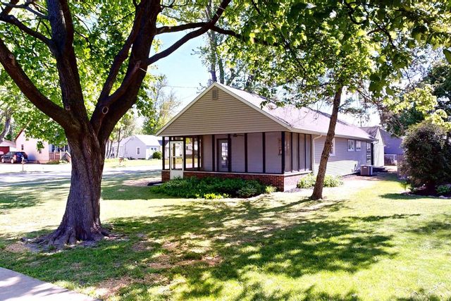 309 Howard Street, Walworth, WI 53184