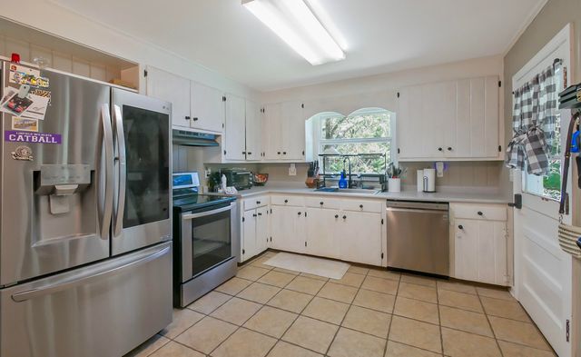 111 Clebourne Avenue, Chickamauga, GA 30707