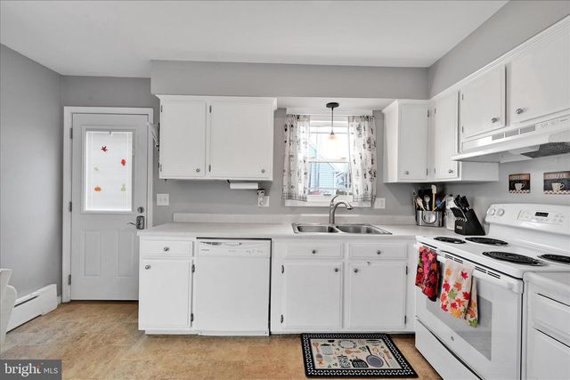 715 TAMARACK TRL, Reading, PA 19607