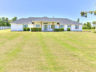4217 Maxine Drive, Choctaw, OK 73020