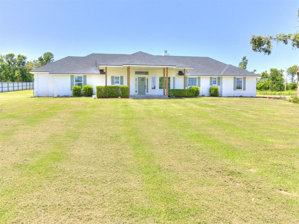 4217 Maxine Drive, Choctaw, OK 73020