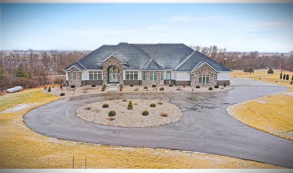 3943 JORDAN WILLIAM WAY, De Pere, WI 54115