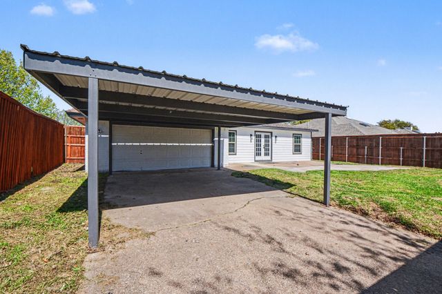 934 Green Canyon Drive, Mesquite, TX 75150