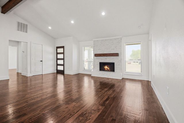 934 Green Canyon Drive, Mesquite, TX 75150