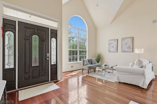 61 Shields Ln, Bridgewater Twp., NJ 08807