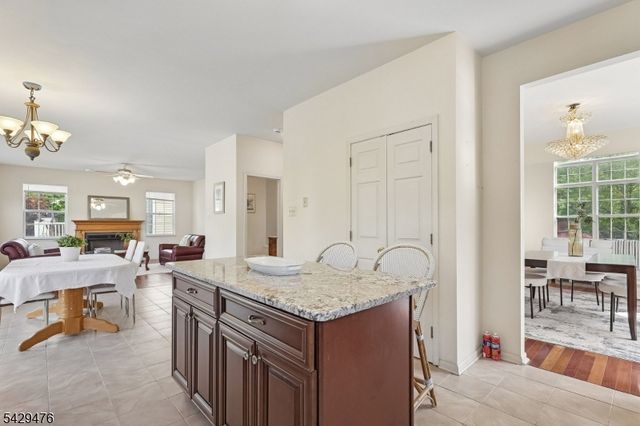 61 Shields Ln, Bridgewater Twp., NJ 08807