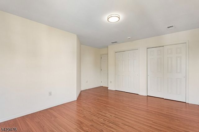 61 Shields Ln, Bridgewater Twp., NJ 08807