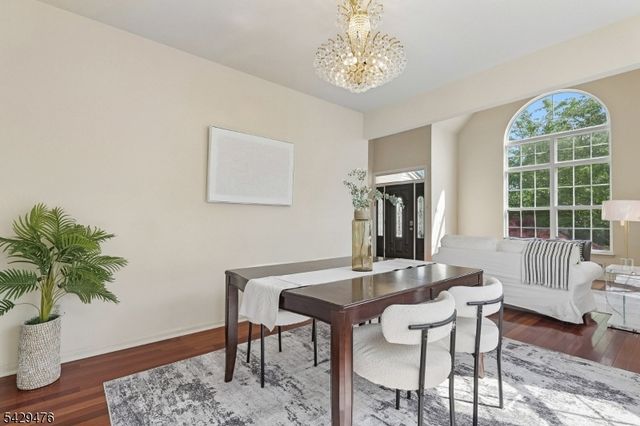 61 Shields Ln, Bridgewater Twp., NJ 08807