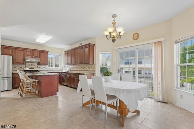61 Shields Ln, Bridgewater Twp., NJ 08807