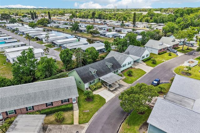 6704 HICKORYWOOD LANE, New Port Richey, FL 34653