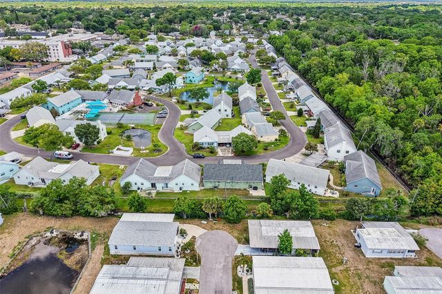 6704 HICKORYWOOD LANE, New Port Richey, FL 34653