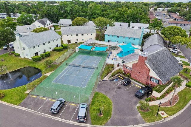 6704 HICKORYWOOD LANE, New Port Richey, FL 34653