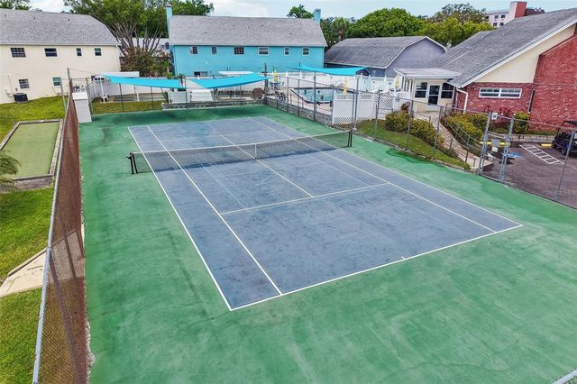 6704 HICKORYWOOD LANE, New Port Richey, FL 34653