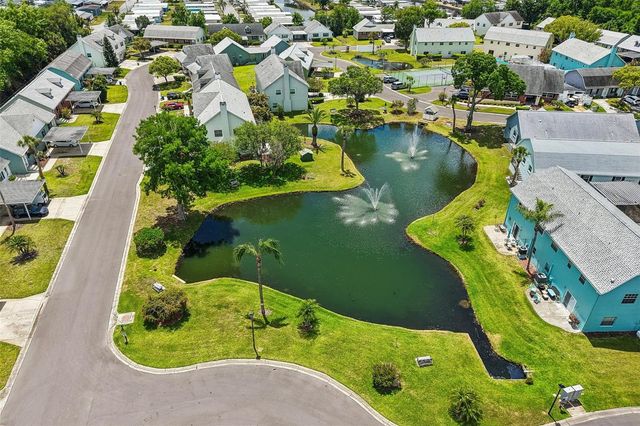 6704 HICKORYWOOD LANE, New Port Richey, FL 34653