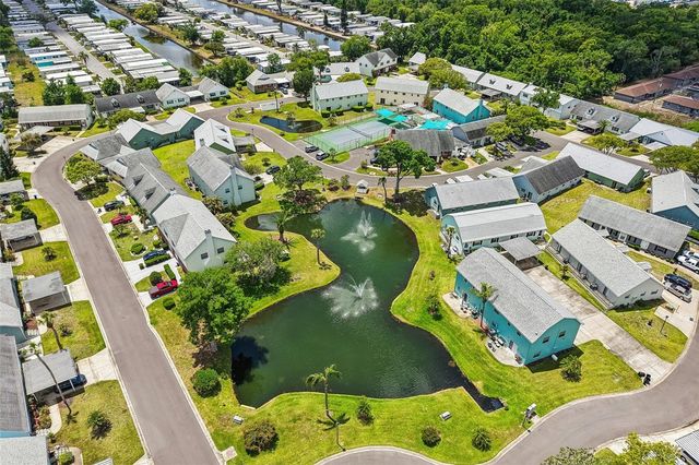 6704 HICKORYWOOD LANE, New Port Richey, FL 34653