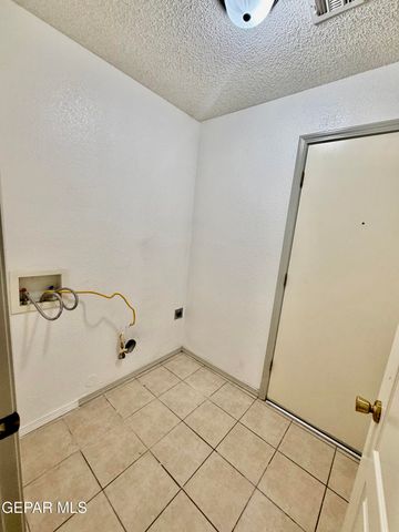 1468 Plaza Verde Drive, El Paso, TX 79912