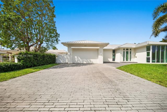 2815 NE 26th Place, Fort Lauderdale, FL 33306