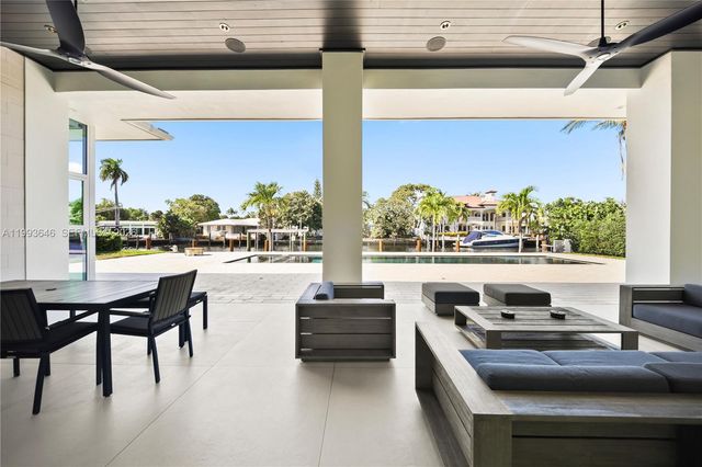 2815 NE 26th Place, Fort Lauderdale, FL 33306