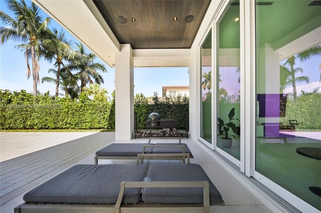 2815 NE 26th Place, Fort Lauderdale, FL 33306