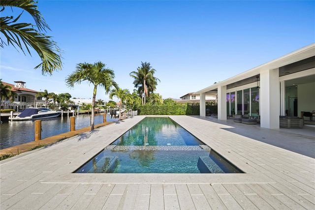 2815 NE 26th Place, Fort Lauderdale, FL 33306
