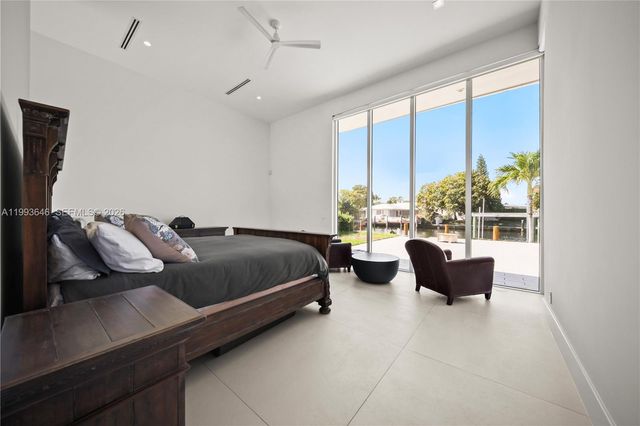 2815 NE 26th Place, Fort Lauderdale, FL 33306