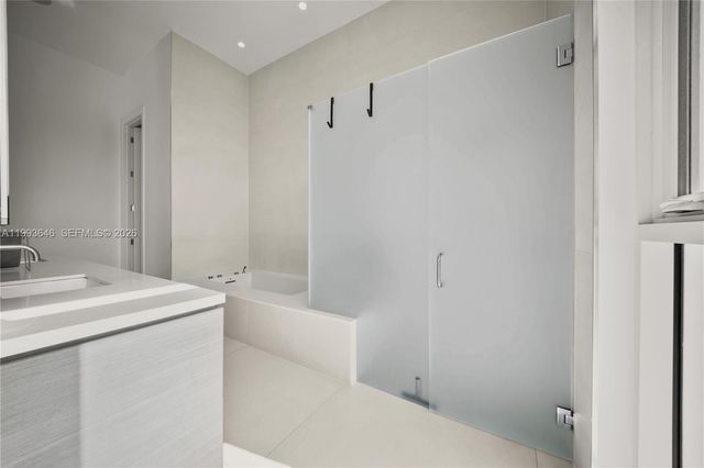 2815 NE 26th Place, Fort Lauderdale, FL 33306