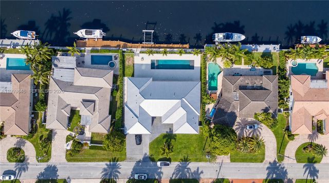 2815 NE 26th Place, Fort Lauderdale, FL 33306