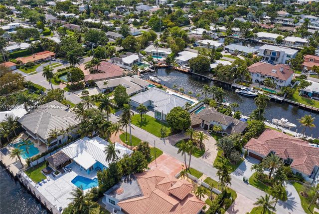 2815 NE 26th Place, Fort Lauderdale, FL 33306