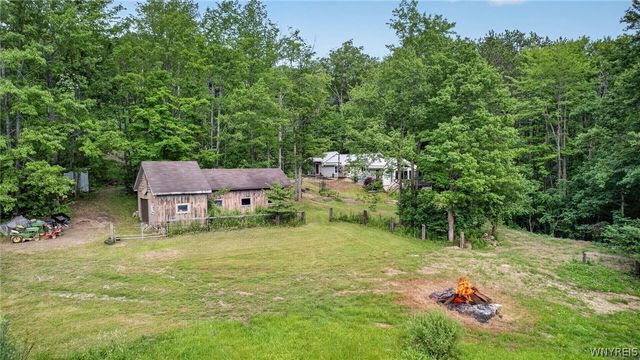 7126A Boston Cross Road, Boston, NY 14025