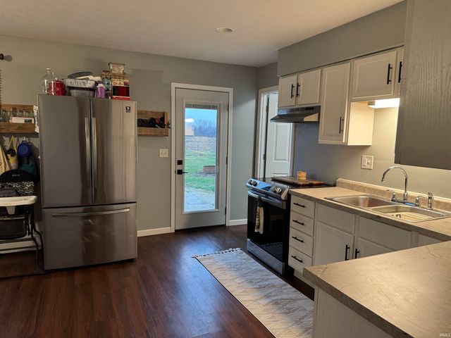 394 Delaware Court, Albany, IN 47320