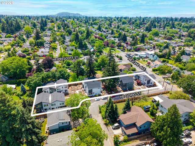 7216 Ne Going St, Portland, OR 97218
