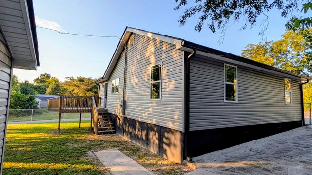 62 Parkett Street, Rossville, GA 30741