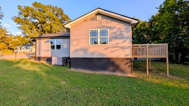 62 Parkett Street, Rossville, GA 30741