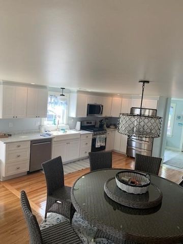 683 Ocean St. 683, Marshfield, MA 02050