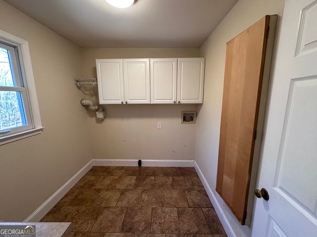 8518 Downs Road, Winston, GA 30187