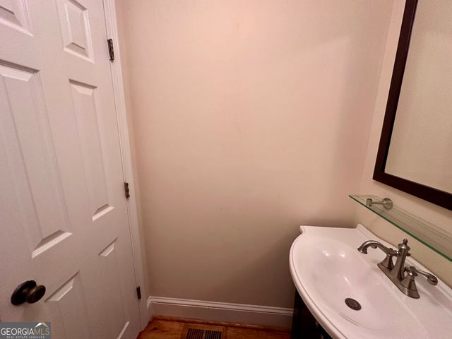 8518 Downs Road, Winston, GA 30187