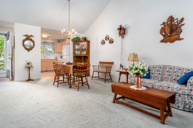 7 Masters Court, Mashpee, MA 02649
