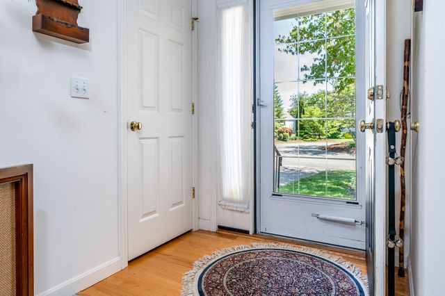 7 Masters Court, Mashpee, MA 02649