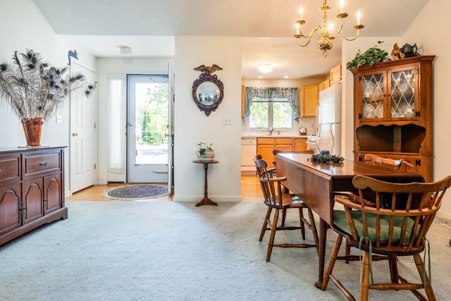 7 Masters Court, Mashpee, MA 02649