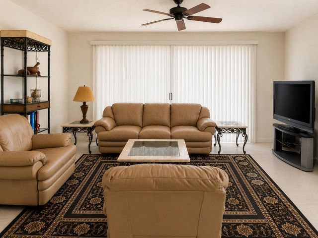 7775 YARDLEY Drive 115, Tamarac, FL 33321
