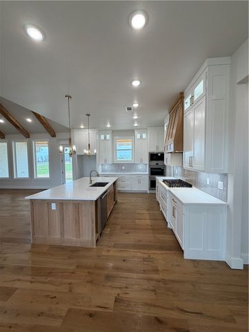 3121 Bloomfield Street, Bentonville, AR 72713