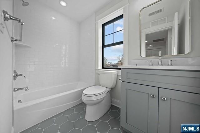 147 Central Avenue 9, Old Tappan, NJ 07675