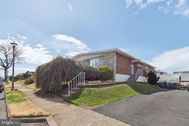 1928 KENTWOOD ST, Philadelphia, PA 19116