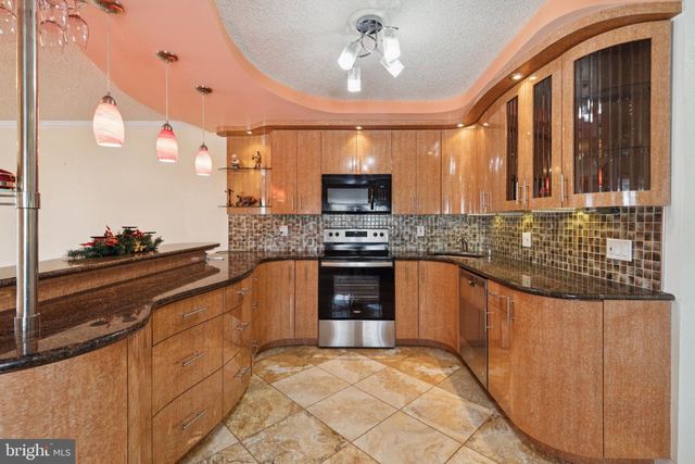 1928 KENTWOOD ST, Philadelphia, PA 19116